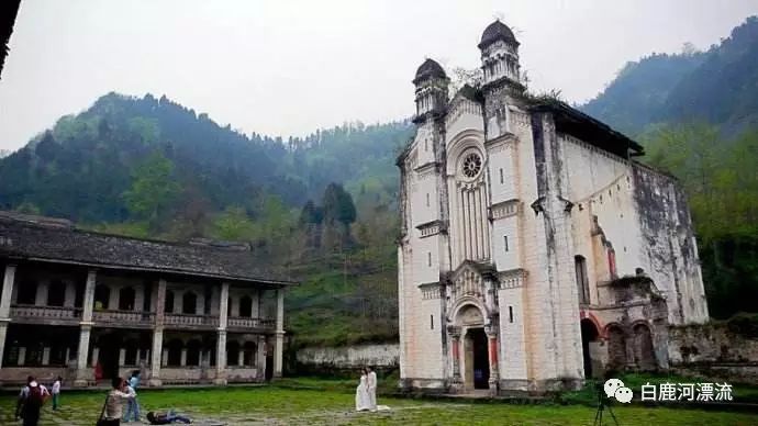 书院白鹿洞位于哪里_白鹿书院是在哪个地方_白鹿书院的由来