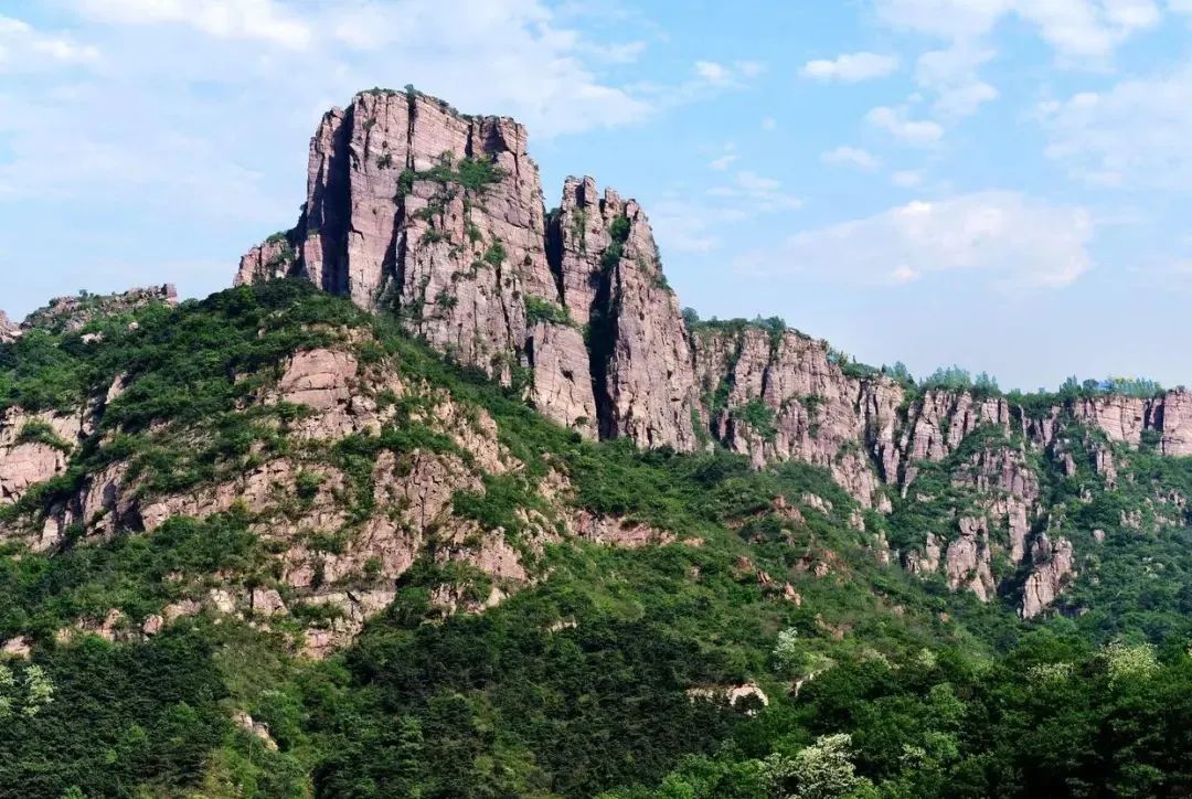孙悟空五指山动画片_孙悟空五指山出来动图_孙悟空五指山