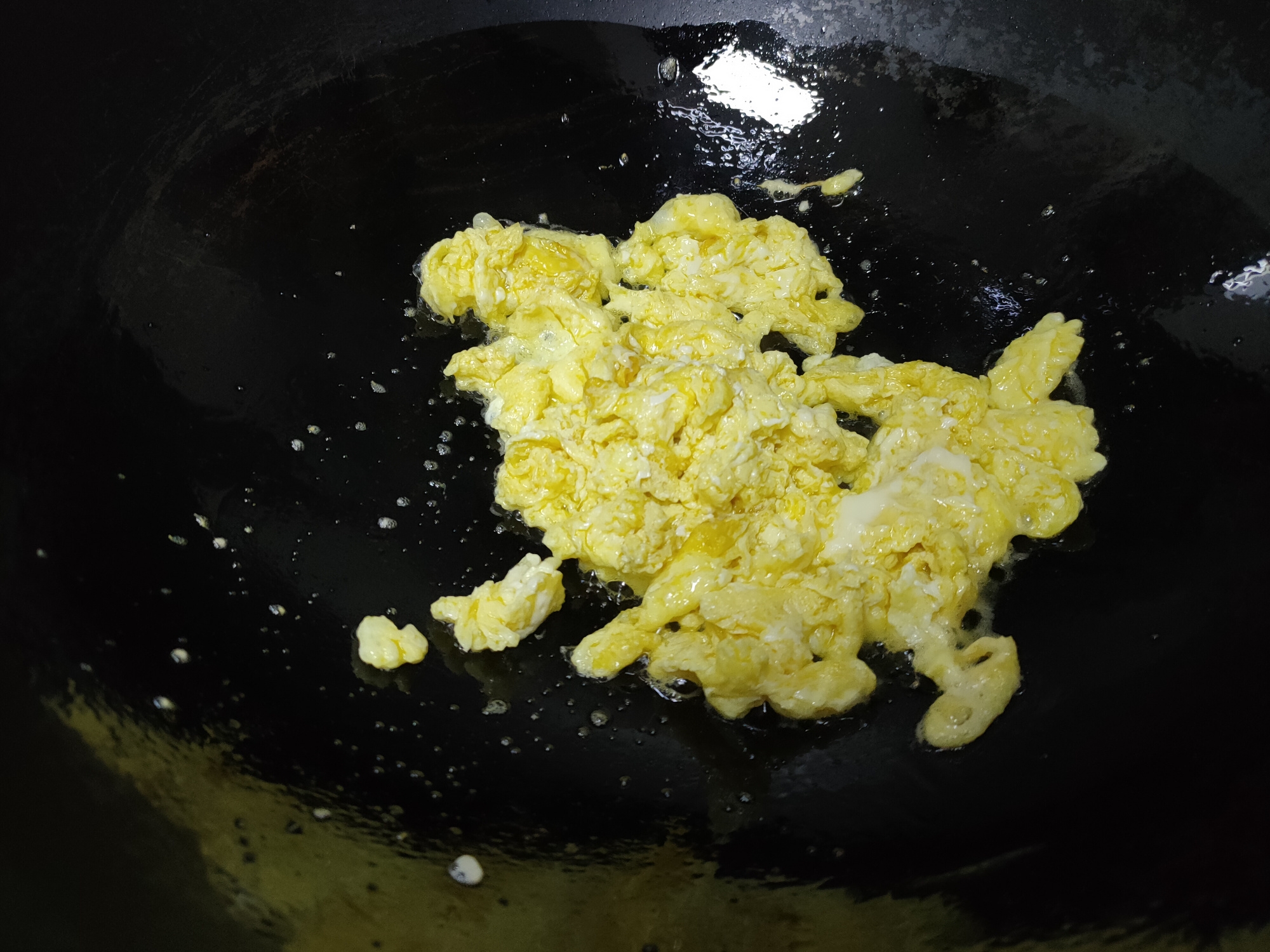 烂土豆_土豆烂了切掉可以吃吗_土豆烂了有一股恶臭味有毒吗