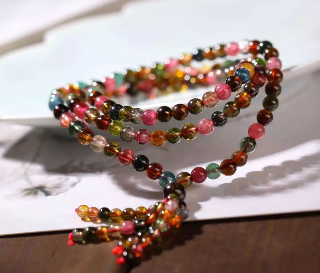 石榴石手链的价格_石榴石千万不能乱戴_石榴石