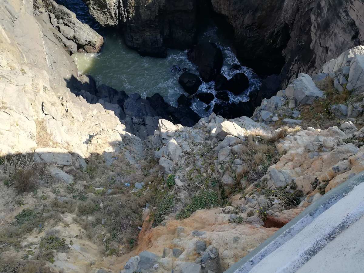 岩爆-国企改革看山东｜攻坚克难，山东黄金三山岛副井向矿区深部进军