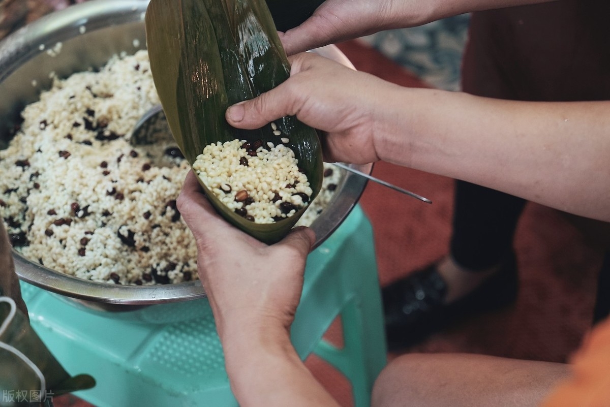 熟粽子煮多久_粽子熟煮多长时间能煮熟_粽子熟煮多久可以吃