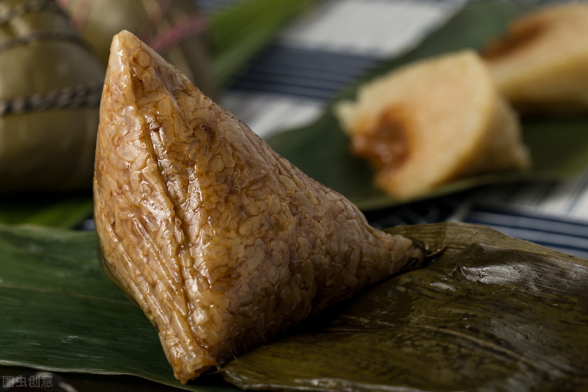 粽子熟煮多久可以吃_熟粽子煮多久_粽子熟煮多长时间能煮熟