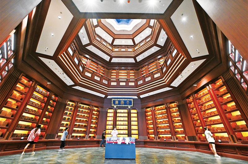 中华民族的精神是什么-增强实现中华民族伟大复兴的精神力量