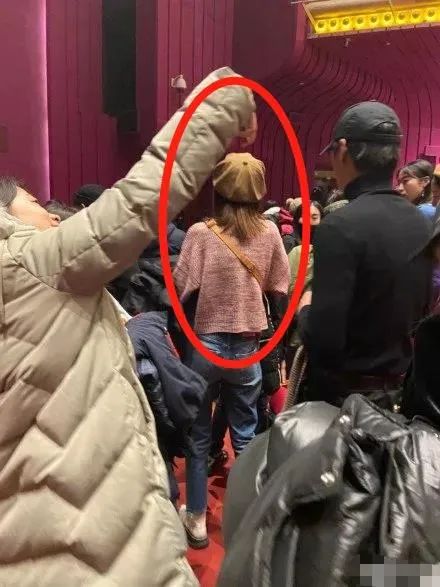 张亮为什么离的婚_张亮离婚两年还在秀恩爱_张亮离婚天天