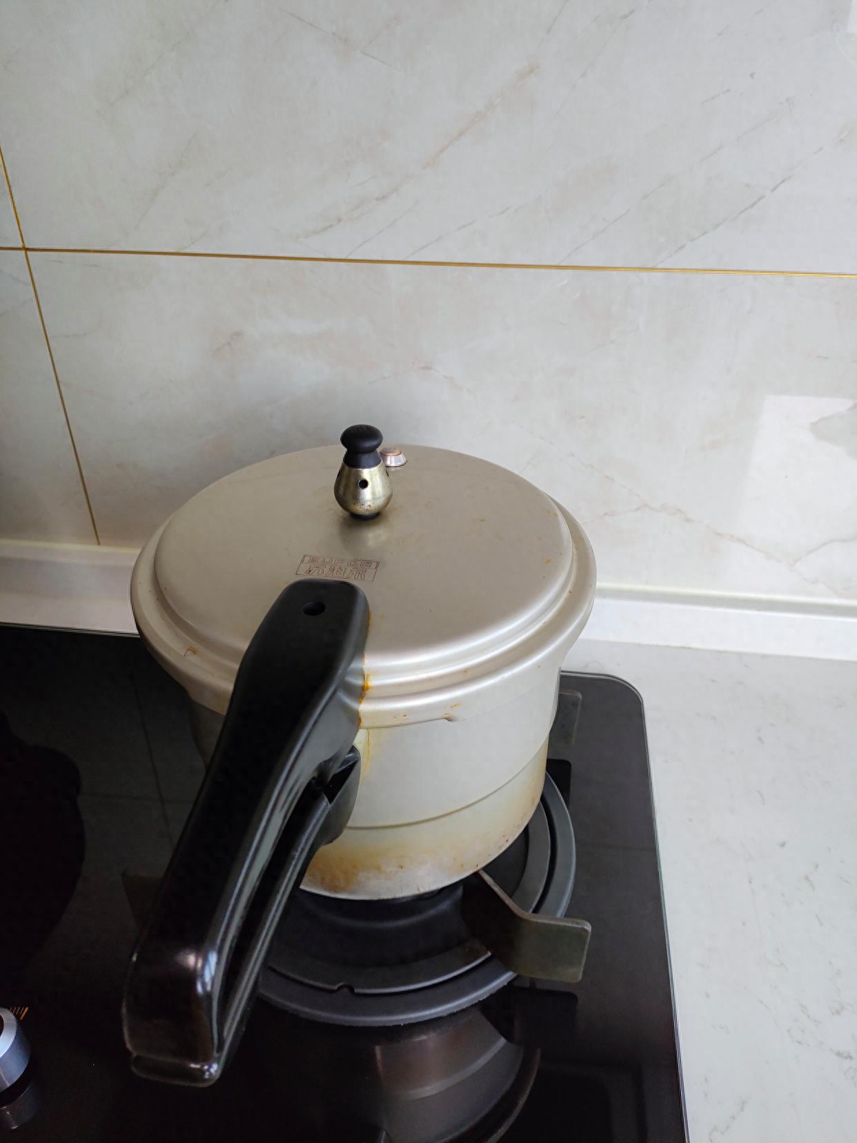 高压锅煮绿豆汤要多长时间_绿豆要煮多久才熟_电压锅煮粽子要煮多久