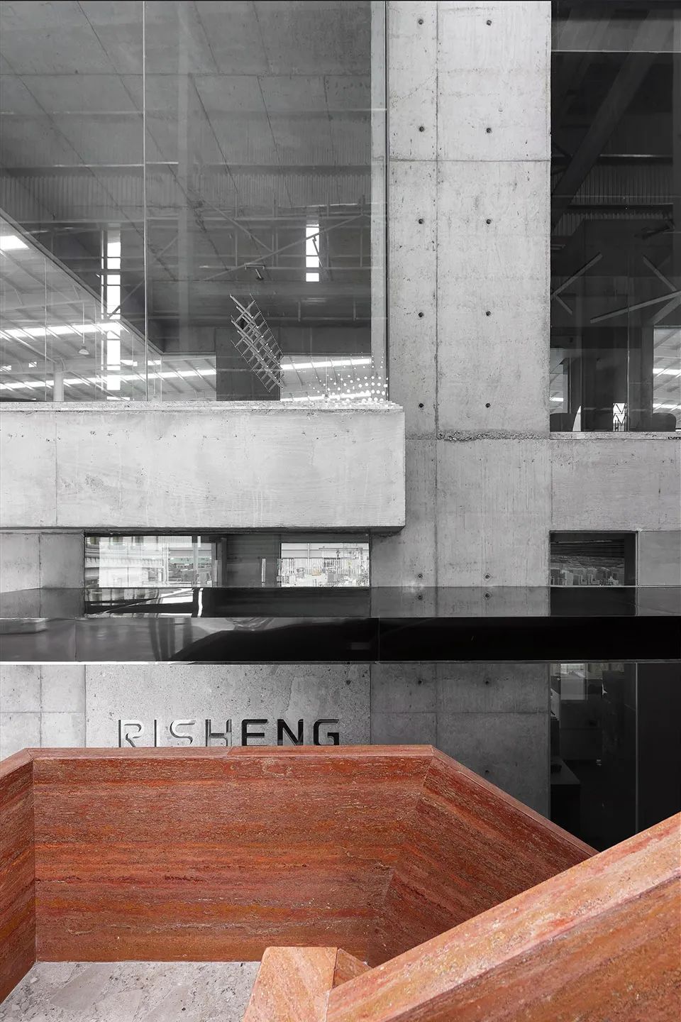 切割混凝土用什么工具好_混凝土切割_切割混凝土的机器