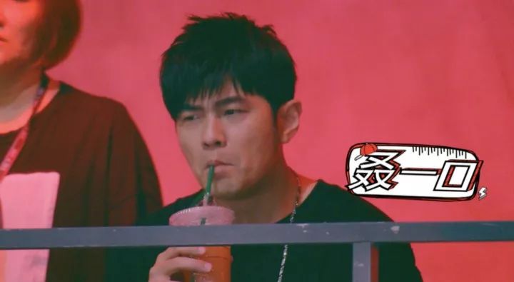 爸回来了歌词_爸爸回来吧歌曲_爸我回来了歌词