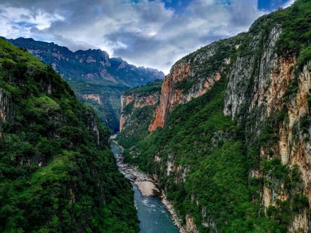 乌蒙大草原_乌蒙大草原十方_乌蒙大草原视频