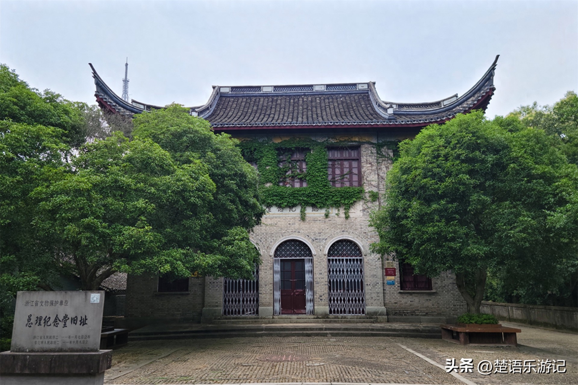 奉化区-宁波奉化最老牌的网红打卡地，禅境、人文与美景同在，很适合避暑