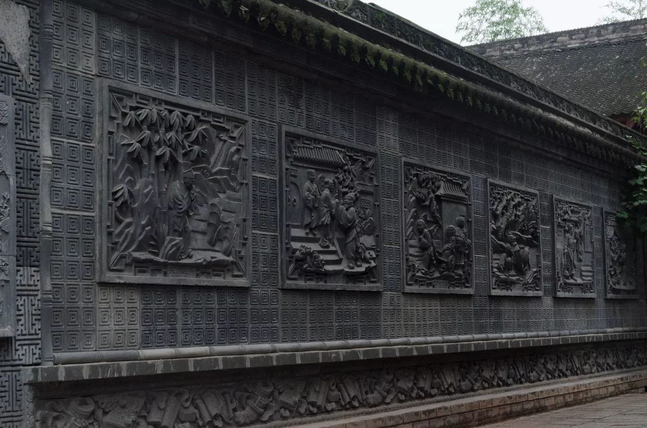 事迹生平范仲淹简介20字_事迹生平范仲淹简介50字_范仲淹简介及生平事迹