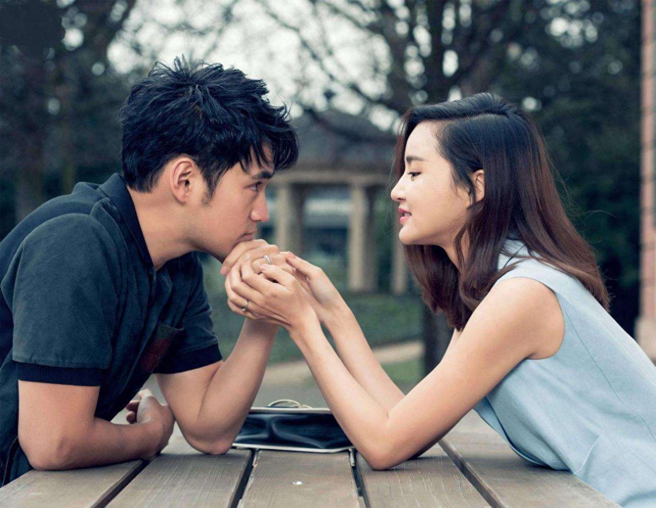 张歆艺第一次结婚什么时候_张歆艺结过几次婚_张歆艺结婚照