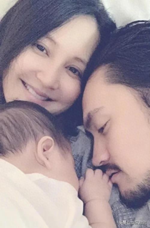 张歆艺第一次结婚什么时候_张歆艺大婚_张歆艺结过几次婚