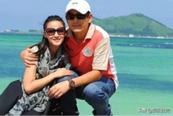 张歆艺第一次结婚什么时候_张歆艺结过几次婚_张歆艺大婚