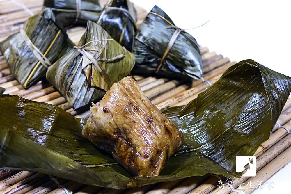 冷冻的粽子需要煮多长时间才能熟_粽子冷冻煮多久_粽子冷冻熟煮多长才能需要解冻
