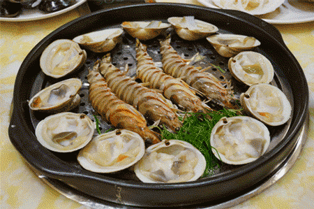 皮皮虾什么时候最肥最好吃_吃虾的时候皮能吃吗_吃虾的皮