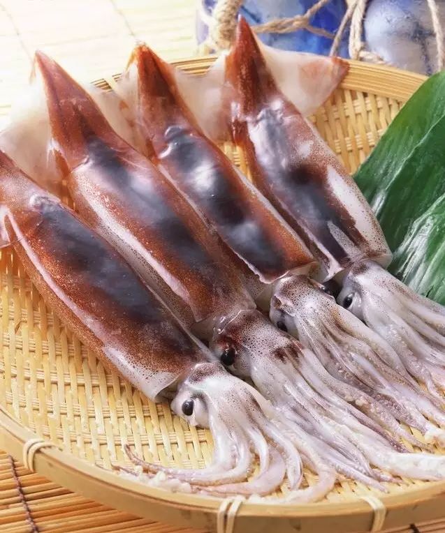 皮皮虾什么时候最肥最好吃_吃虾的皮_吃虾的时候皮能吃吗