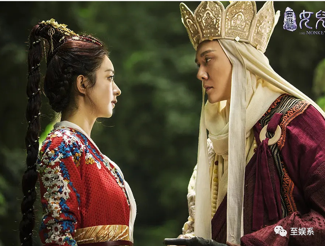 赵丽颖和冯绍峰离婚后_赵丽颖冯绍峰离婚早露端倪_冯绍峰和赵丽颖为什么离的婚