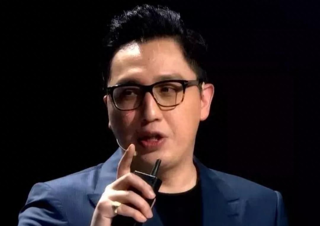 主持人华少快速主持视频_主持人华少去哪了_华少为什么退出主持