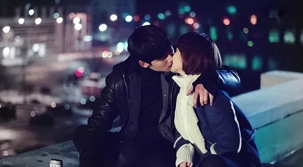 偶像第四季_恋爱偶像剧般情节_想谈一场偶像剧般的恋爱第四季