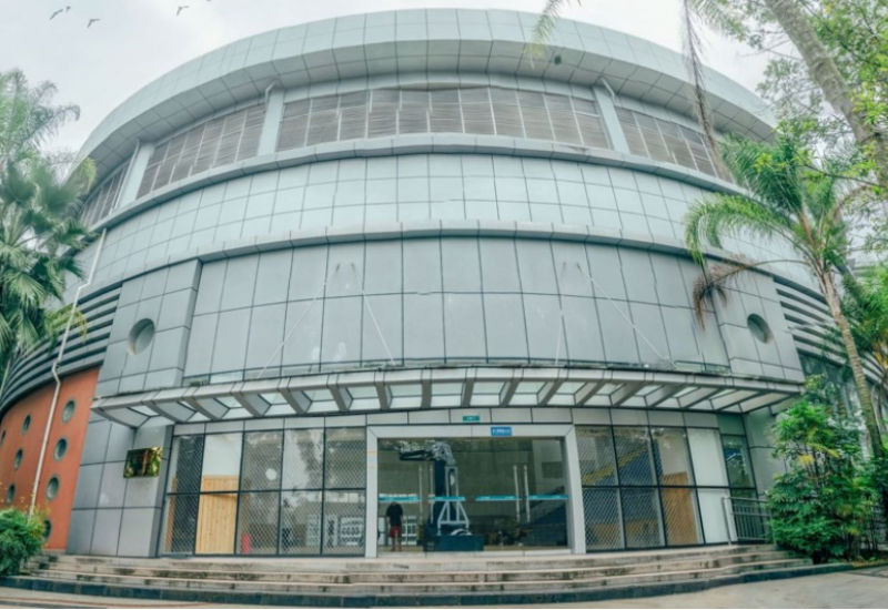 标准的排球场地尺寸_排球场地标准尺寸_场地排球尺寸标准图片