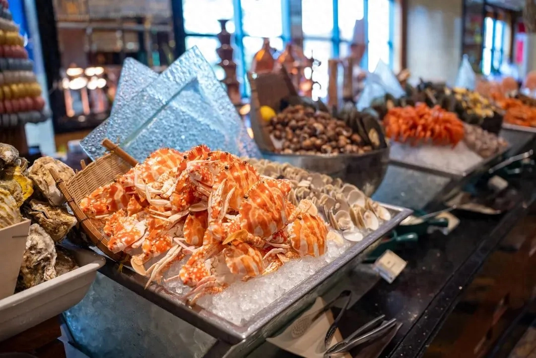 自助餐深圳哪些好_铭门盛宴海鲜自助餐深圳_深圳自助餐