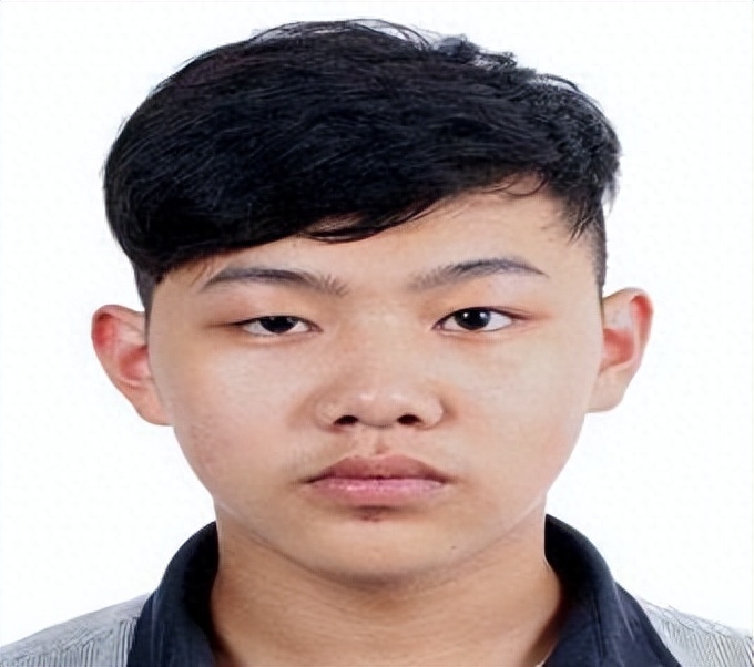 421127是哪的身份证_身份证421127_身份证是412726