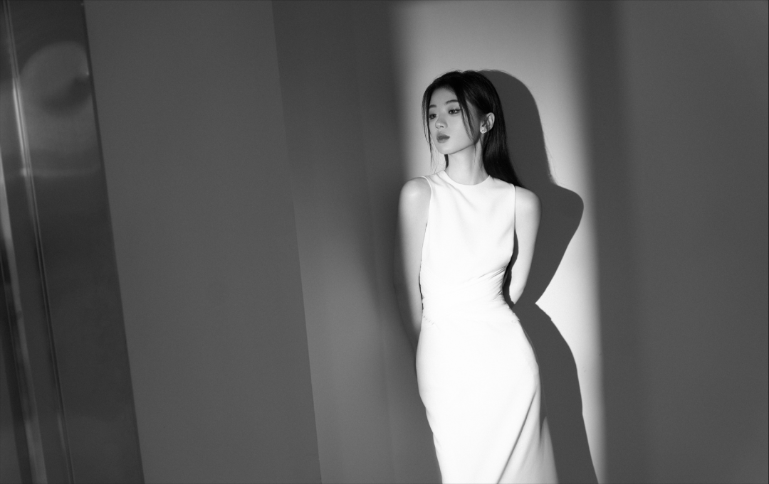 爱与痛的边缘歌词-浙江姑娘单依纯《声生不息》舞台盘点1：爱与痛的边缘三人游，只为你钟情