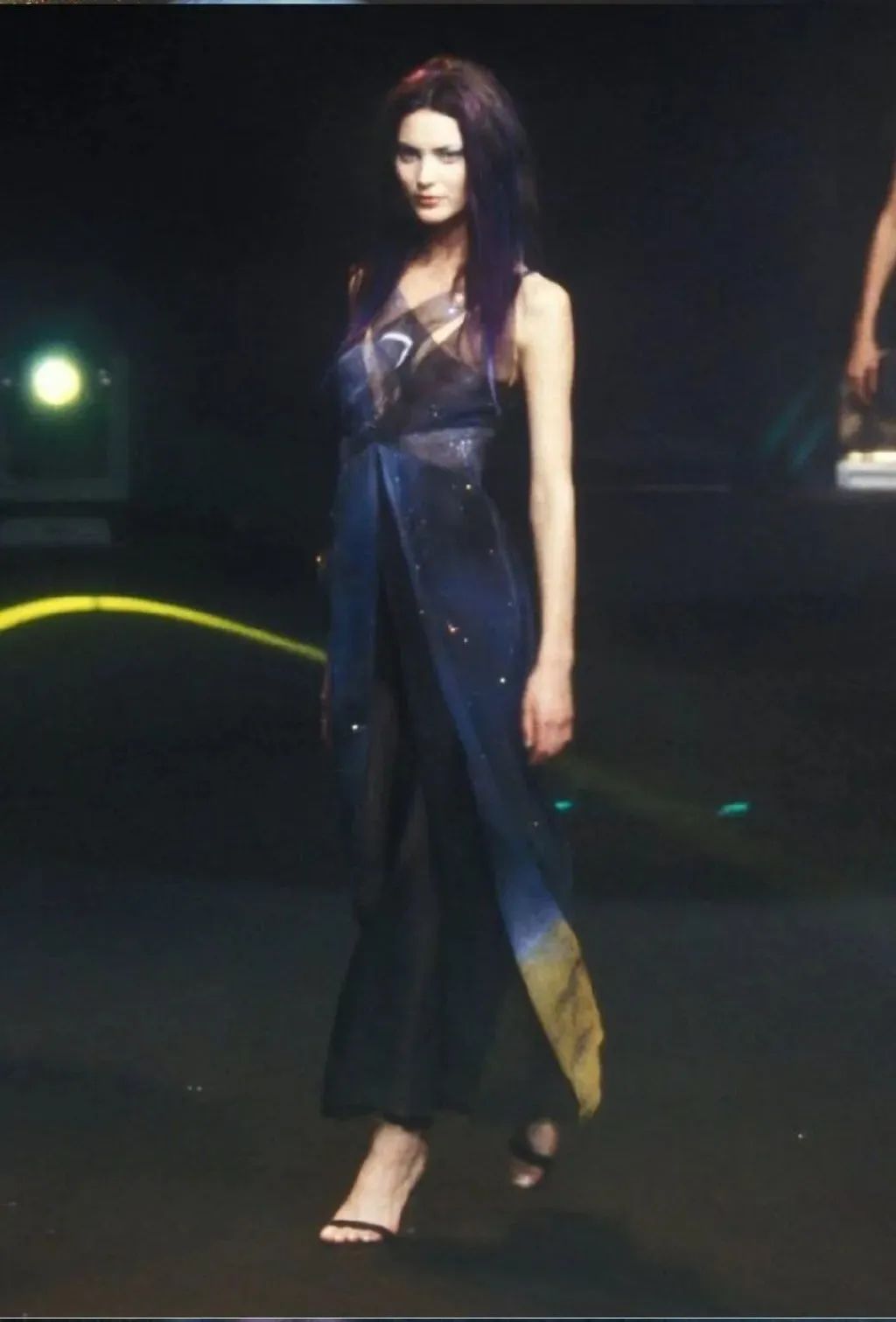 超模是什么意思?_超模的全称_超模意思