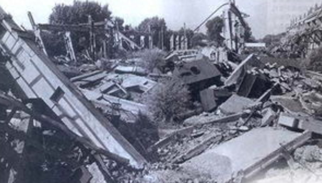 唐山地震时间死亡人数_唐山地震时间_1976唐山地震时间