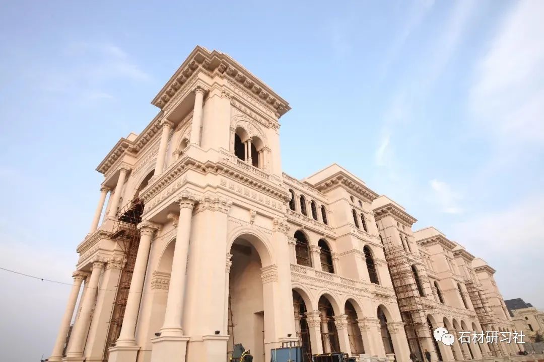 干挂石材外墙_外墙面干挂石材_外墙干挂石材挂件规范要求