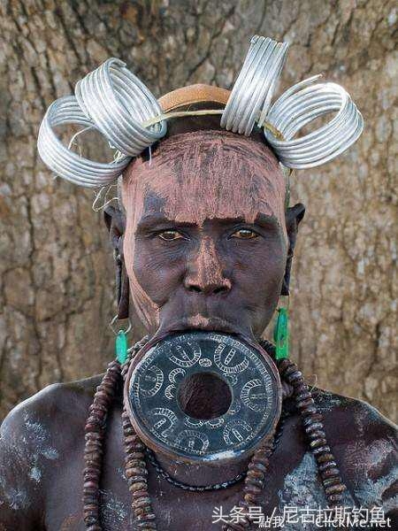 唇盘_唇盘族女人为什么_唇盘是怎么弄的