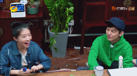 何蓝逗_何蓝逗整容前的照片_何蓝逗搞笑视频