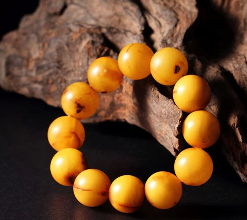 东陵石白玉镯价格_东陵石怎么保养_东陵石