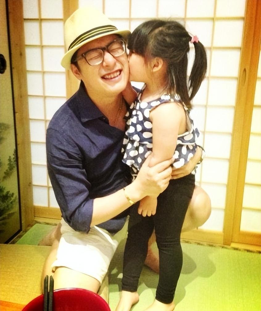 离婚李湘王岳伦是真的吗_李湘王岳伦为什么离婚_李湘王岳伦结婚现场