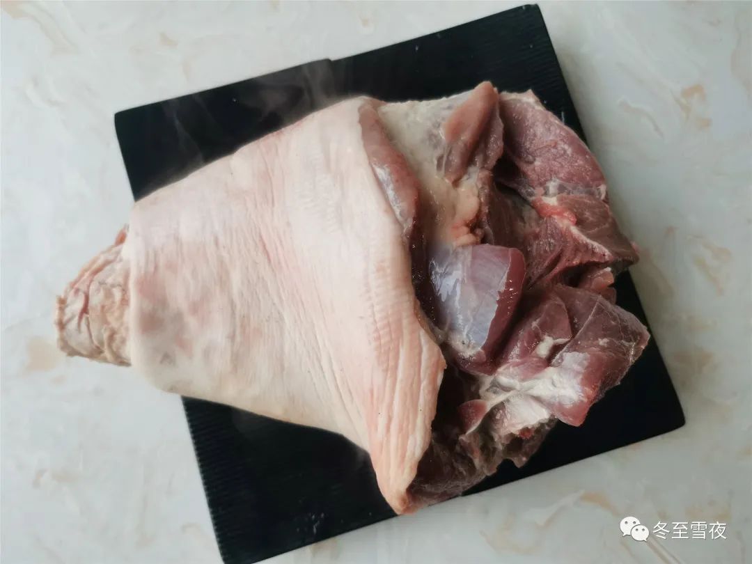 肘子是指_肘子是哪个部位_肘子指的哪个部位