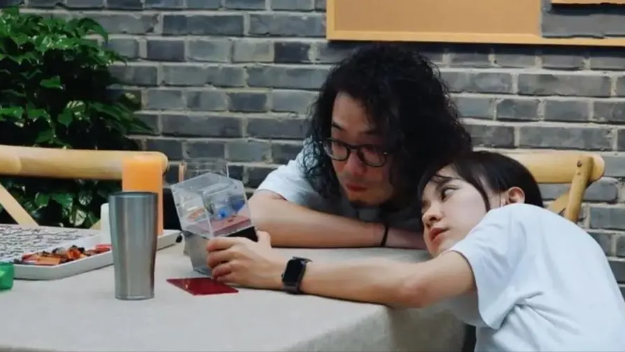 陈意涵前任男友_陈意涵前任男朋友是谁_陈意涵前男友都有哪些人