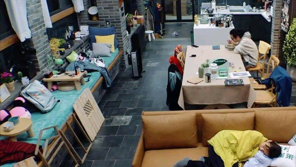 陈意涵前男友都有哪些人_陈意涵前任男友_陈意涵前任男朋友是谁