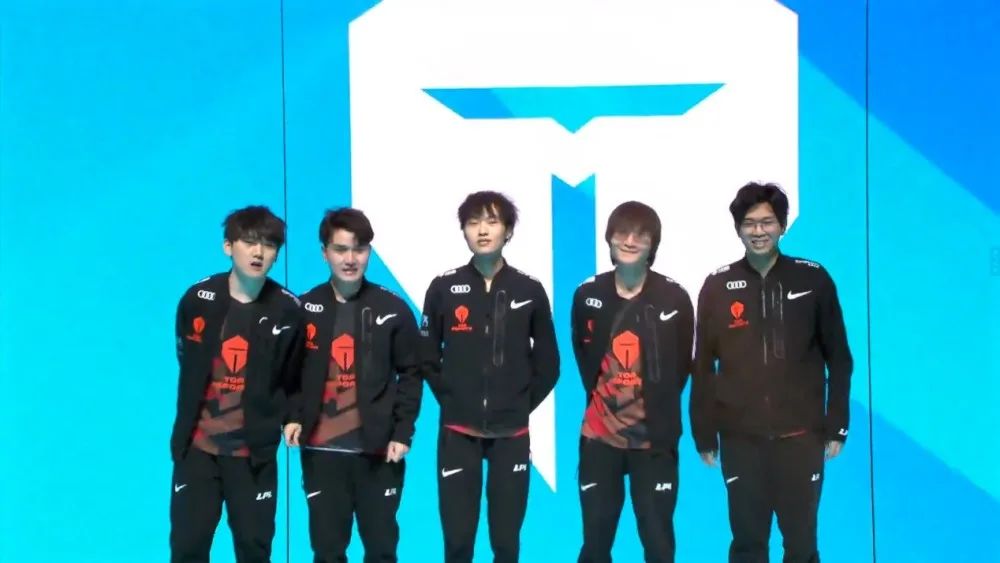 弱爆表情_表情包弱小_lol弱爆表情