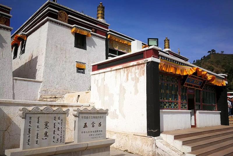 呼和浩特草原有哪些_呼和浩特草原有哪些可以骑马_呼和浩特有草原吗