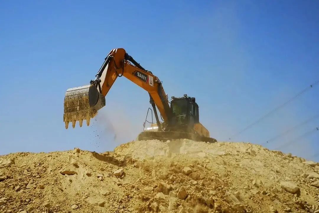 挖掘机发动机机油消耗标准_挖掘机油耗_挖机机油消耗标准值