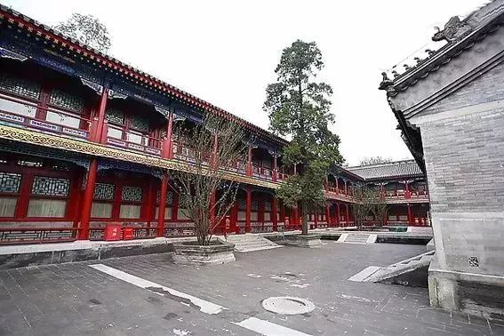 奕欣的恭亲王爵位是_奕欣恭亲王后代_恭亲王奕欣