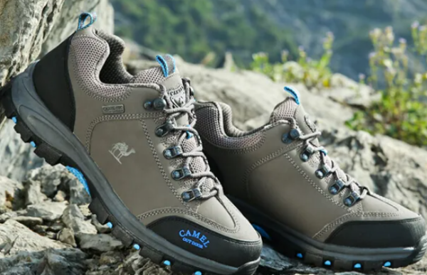 拖鞋材质发臭可以用84吗_拖鞋材质发臭怎么处理_什么材质的拖鞋不发臭