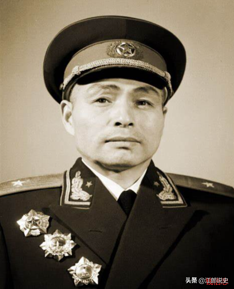 赤脚医生是什么意思_赤脚医生是成语吗_赤脚医生比喻什么