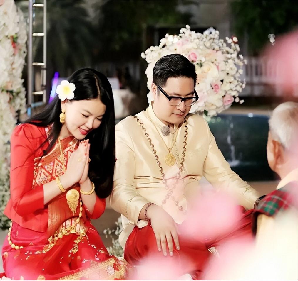 李湘离了婚是真的_李湘和老公离婚了吗_李湘为什么离婚