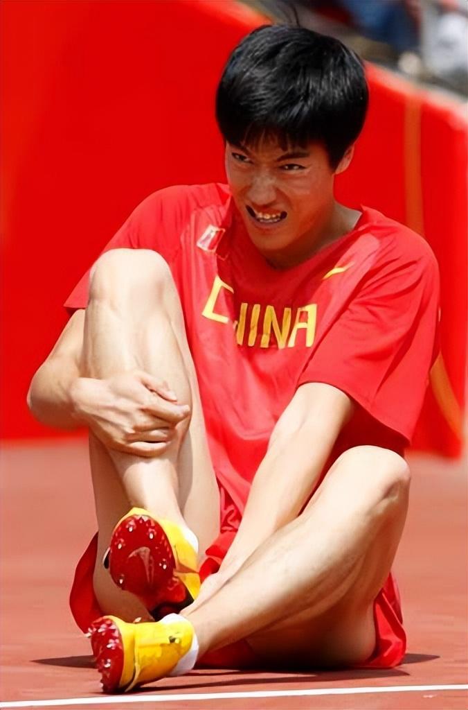 运动员刘翔简介_刘翔简介_摄影师刘翔简介