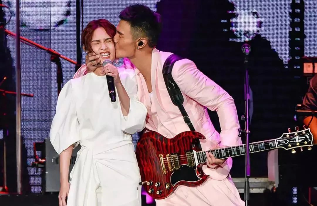 异地恋歌词_异地恋的一首歌_异地恋的歌词