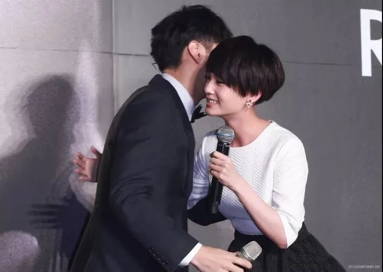 异地恋的一首歌_异地恋的歌词_异地恋歌词