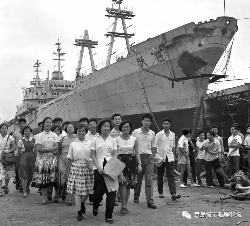 万吨货轮_中国最大的货轮_最大货轮