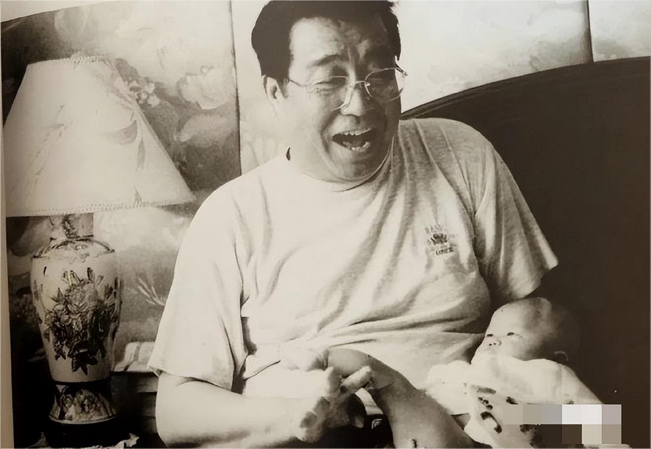 李双江是军人什么级别_李双江军衔_李双江的军衔是正军级吗